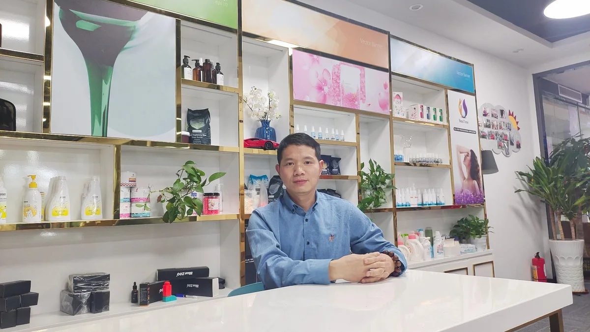 Miro Wu, dedicated account manager at BeauTome, at the company showroom